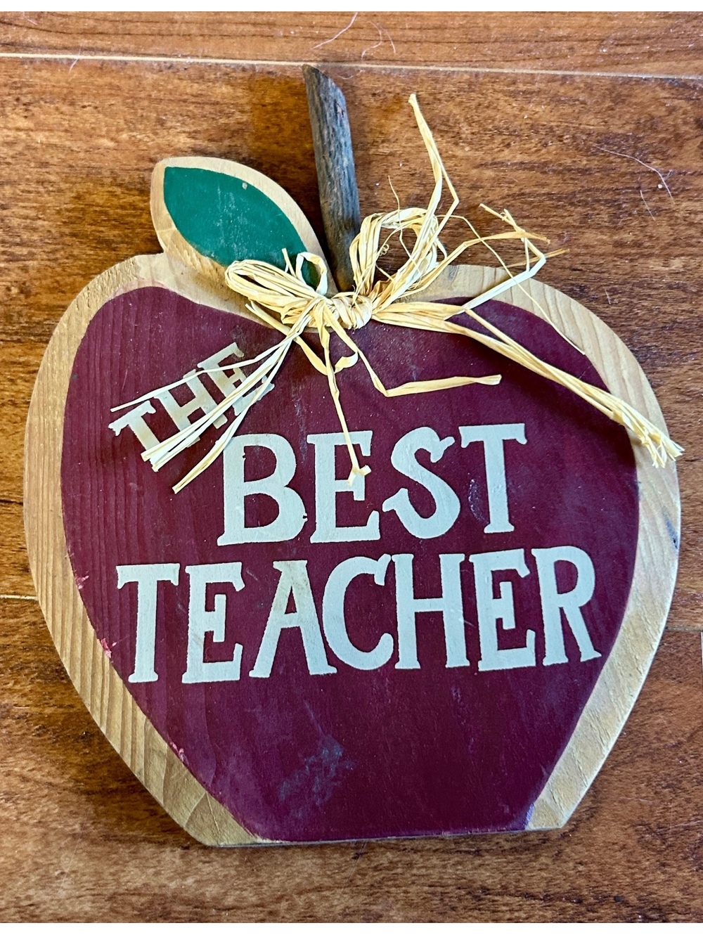 Wooden Apple-Shaped Wall Sign - "The Best Teacher"